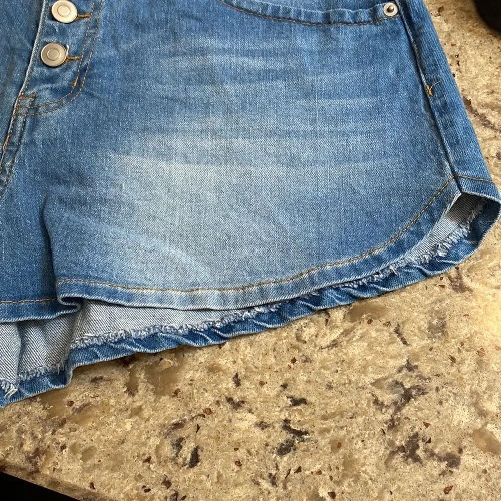 NWT BP. Plus Button Front High Rise Denim Short - Picture 4 of 6